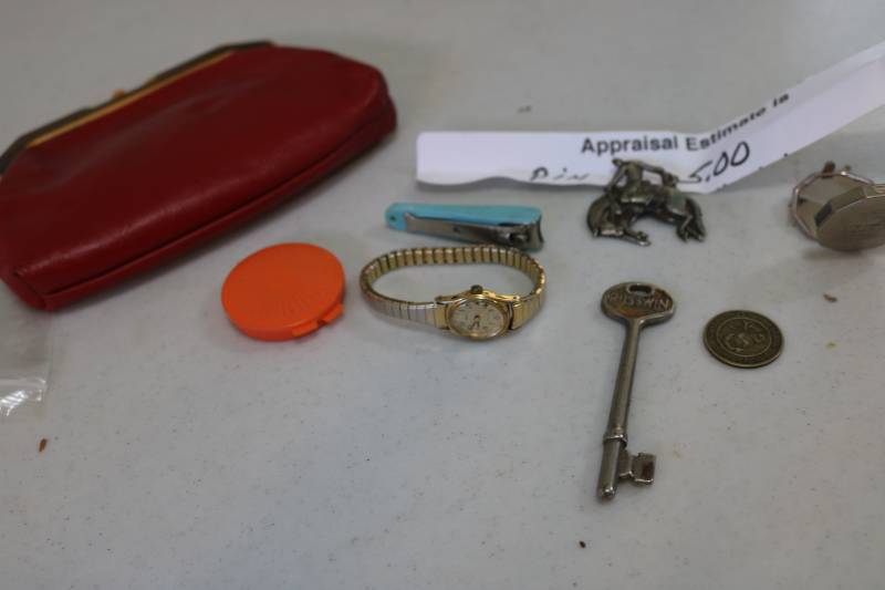 lot 357 image: Lot of collectibles...