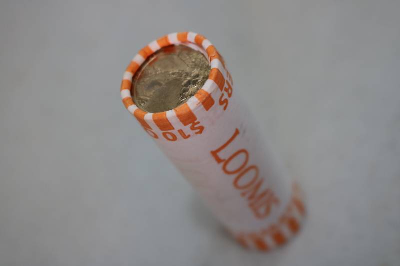 lot 375 image: $10.00 state quarters...