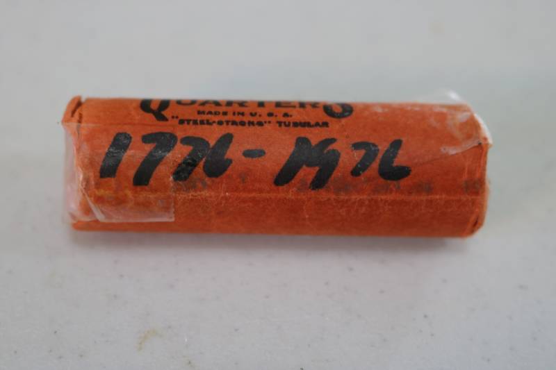 lot 379 image: Roll of quarters...