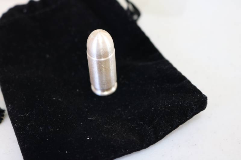 lot 391 image: Silver Bullet 1 oz .999 silver...