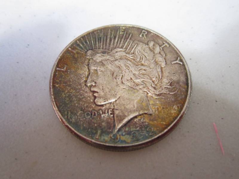 lot 468 image: 1922 S Dollar...