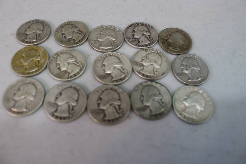 lot 170 image: 15 Older assorted Quarters...