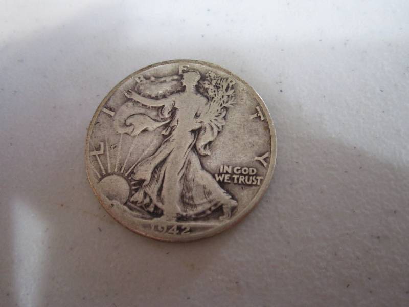 lot 222 image: 1942 half dollar...