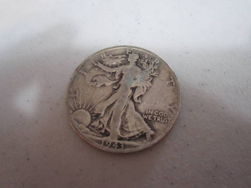 lot 226 image: 1943 S half dollar...