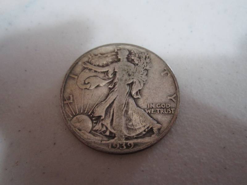 lot 227 image: 1939 half dollar...
