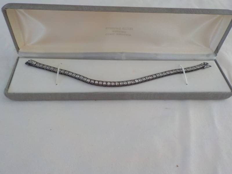 lot 9 image: Sterling Silver Genuine Cubic Zirco...