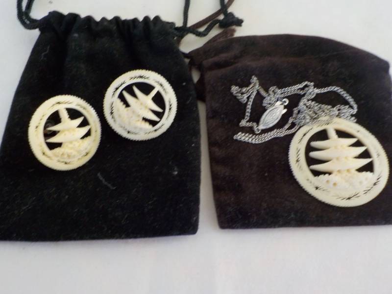 lot 31 image: Necklace and Earrings- chain is Sil...