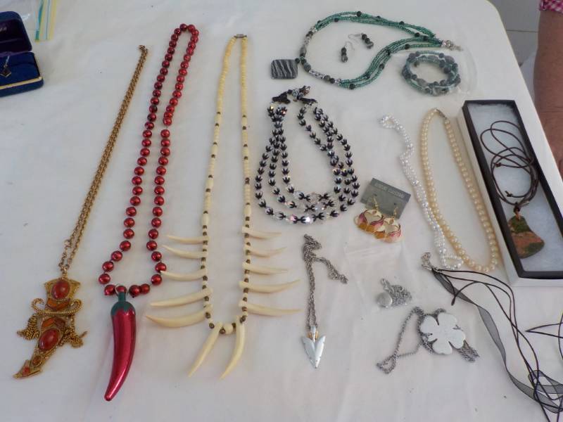 lot 57 image: Jewelry...