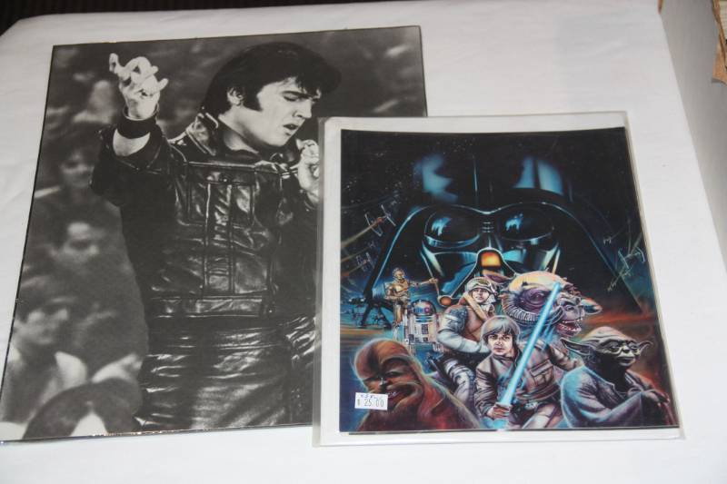 lot 24 image: Non Sports Resale Lot Cards and Photos