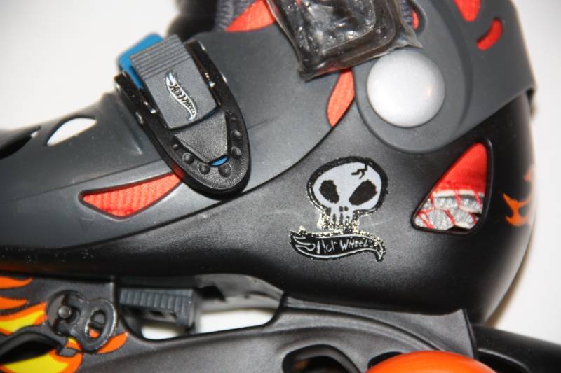 lot 38 image: Hot Wheels Branded Inline Training Skates For Toddlers