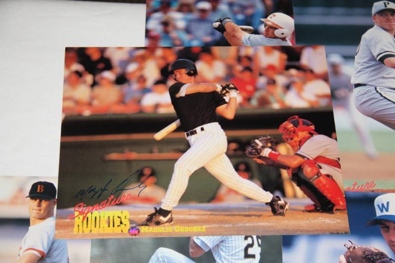 lot 45 image: Signature Rookies Auto Card Lot Magglio Ordonez Rookie  14 Cards