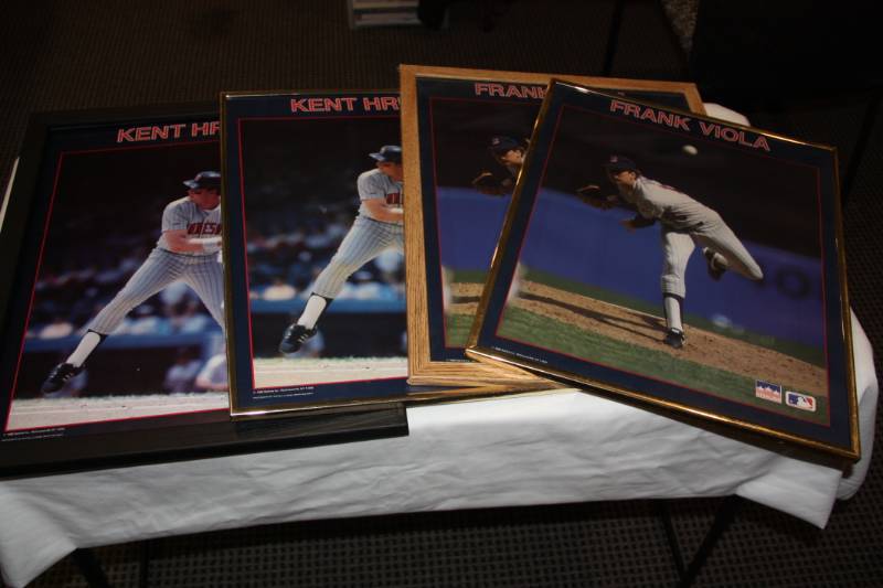lot 61 image: Minnesota Twins Collectible Resale Lot  100 Items