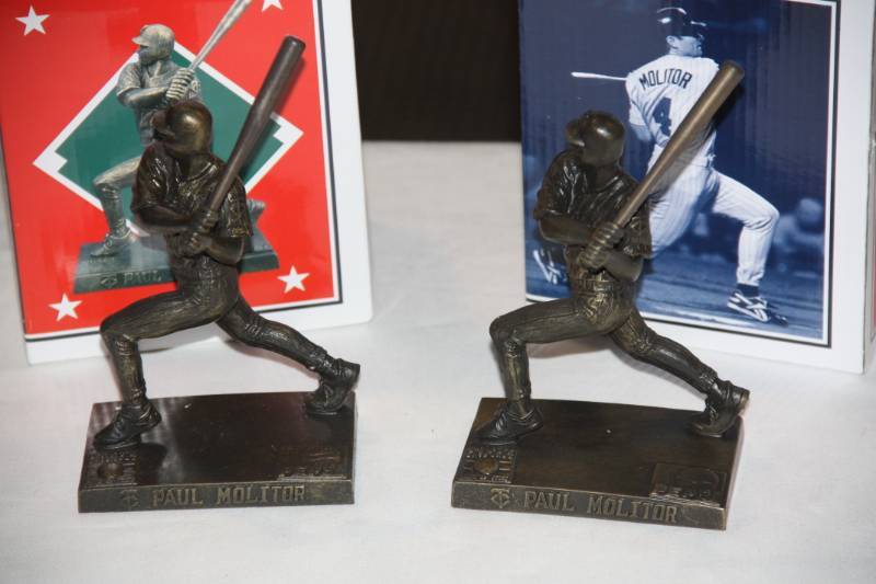 lot 66 image: Minnesota Twins Paul Molitor SGA Figure Statue Lot  2 Statues