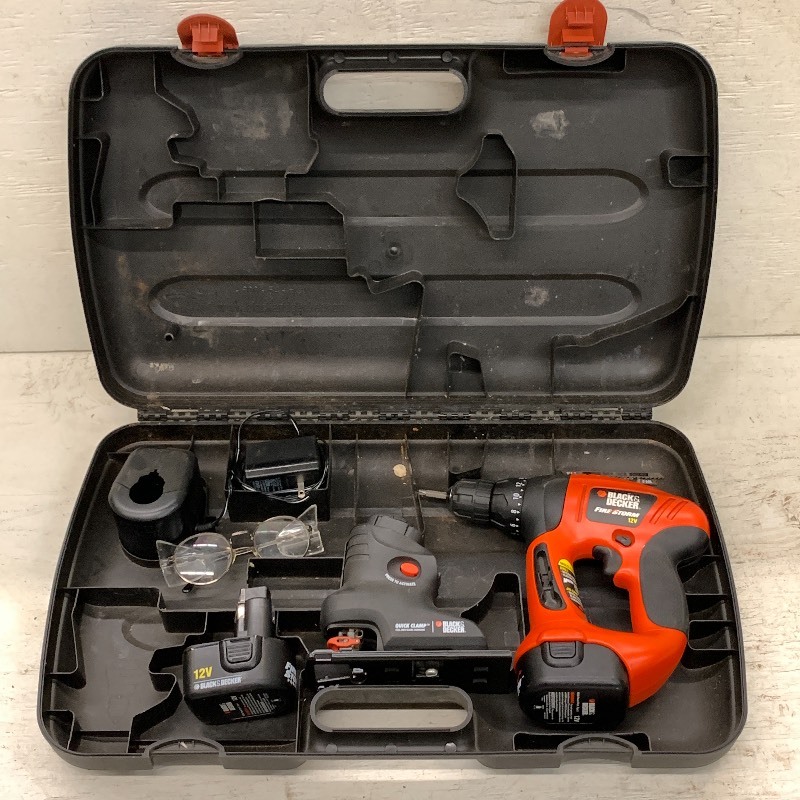 lot 27 image: Black & Decker Cordless Multi-Tool  Drill Set