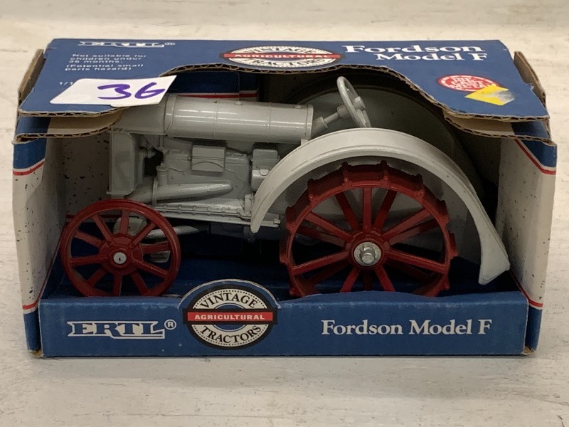 lot 36 image: Fordson Model F Tractor (1990) Wi...