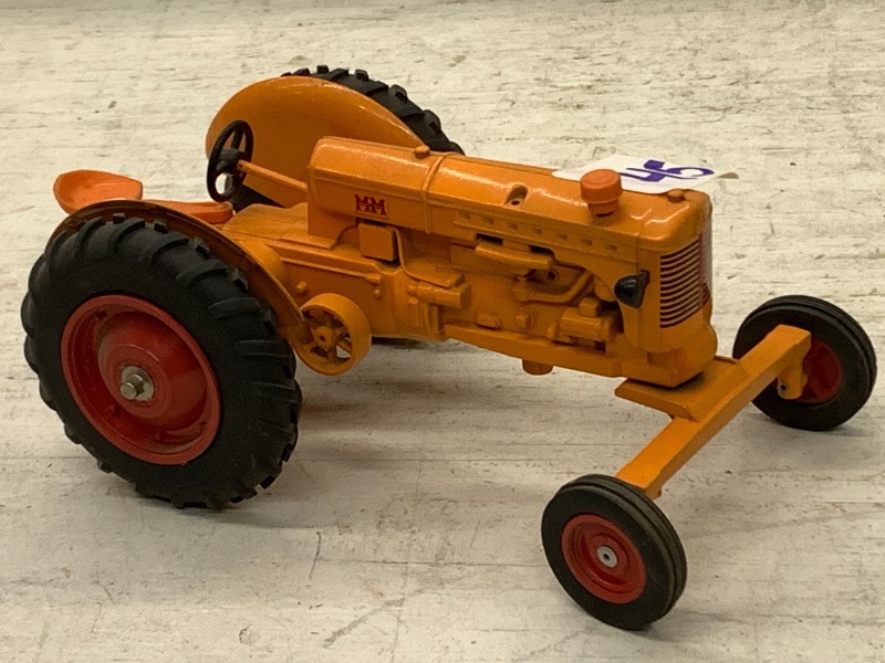 lot 45 image: Minneapolis Moline Wide Front Steer...
