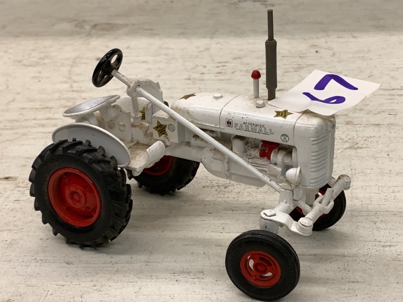 lot 67 image: Farmall 50th Anniversary White Demo...