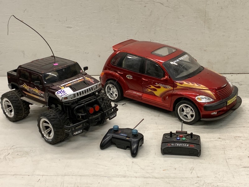 lot 98 image: Lot Of (1) Hummer SUT RC-Car & (1) ...