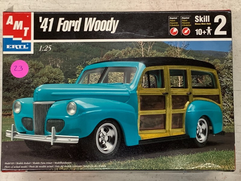 lot 139 image: AMT Ert 1941 Ford Woody 125-Scale ...