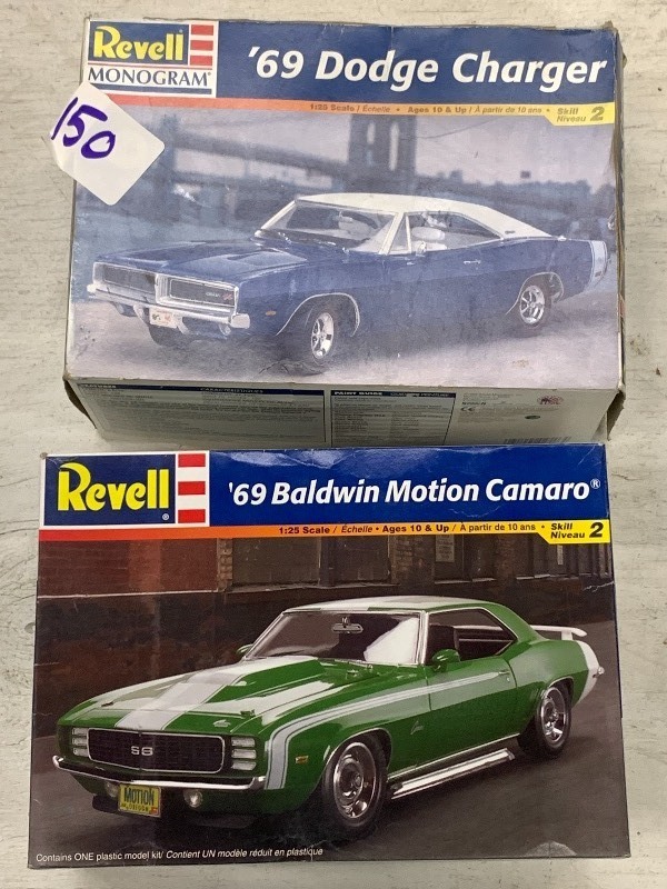 lot 150 image: (1) Revell 1969 Dodge Charger & (1)...