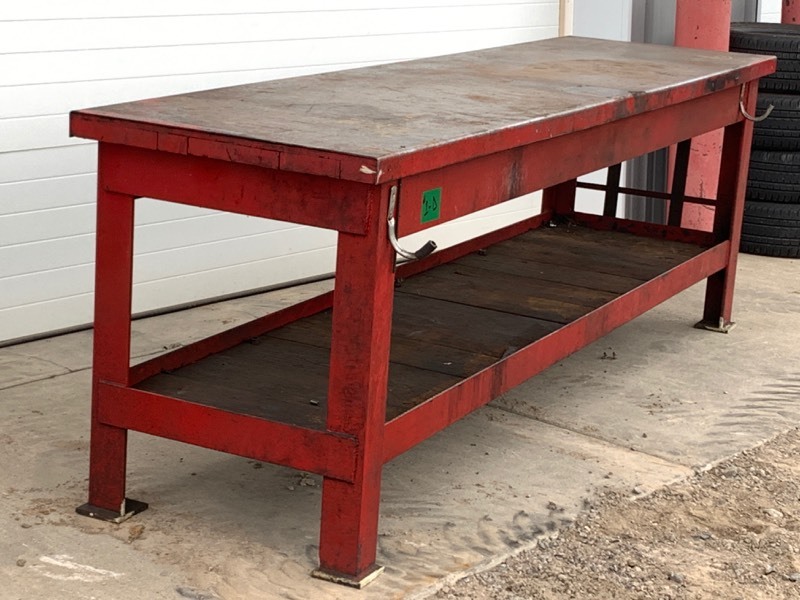 lot 1-D image: Heavy Duty Welding  Shop Table