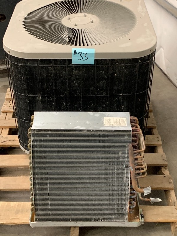 lot 33 image: Goodman AC Unit