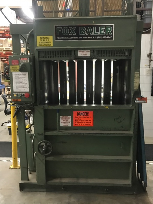 lot 4 image: Fox Baler Commercial Cardboard Baler