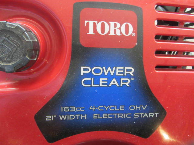 lot 4 image: Toro Snow Blower