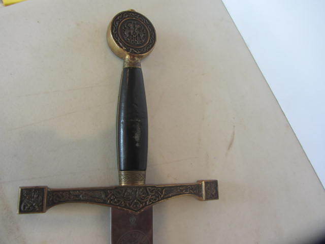 lot 18 image: Excalibur Sword