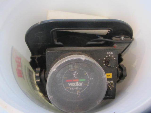 lot 49 image: Vexlar Locator