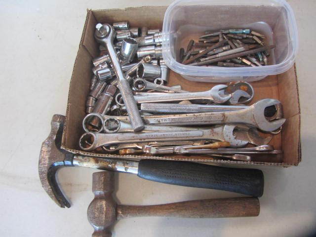 lot 56 image: Sockets, Wrenches