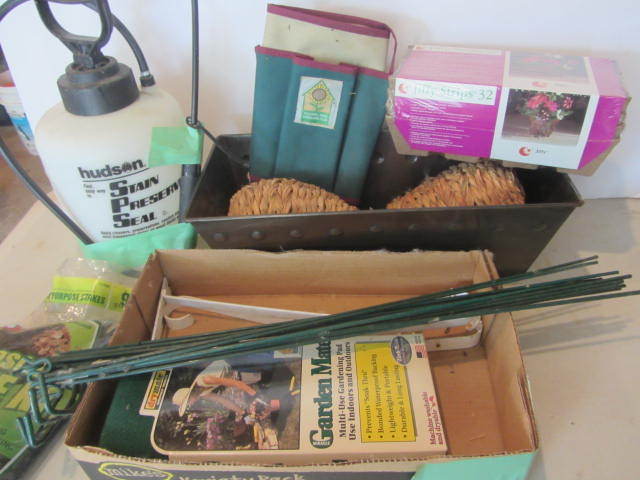 lot 124 image: Gardening