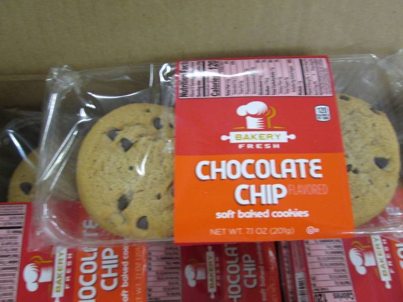 lot 206 image: 2 Cases of Bakery Fresh 12-7.1 oz C...