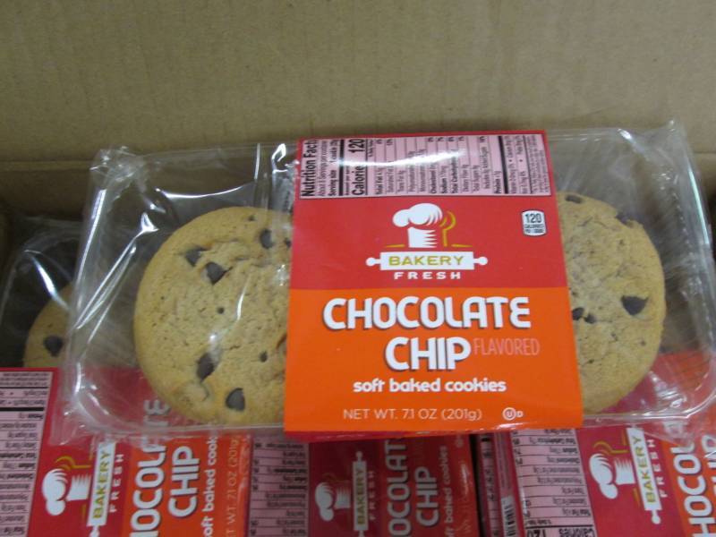 lot 207 image: 2 Cases of Bakery Fresh 12-7.1 oz C...