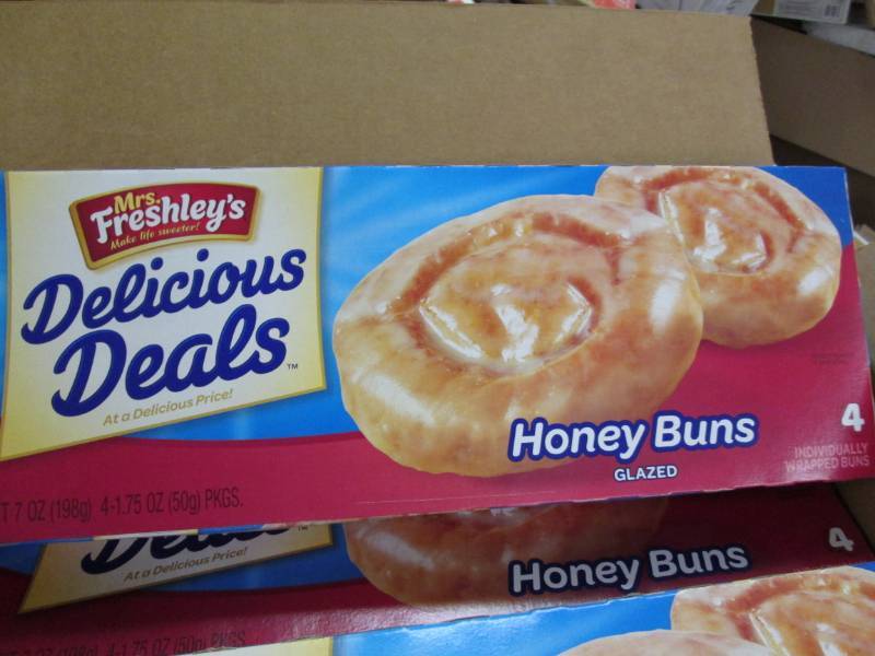 lot 211 image: 2 Cases of 16-8 oz Boxes Mrs. Freshleys Delicious Deals Honey Buns 4bx Best Date 5-10-2019
