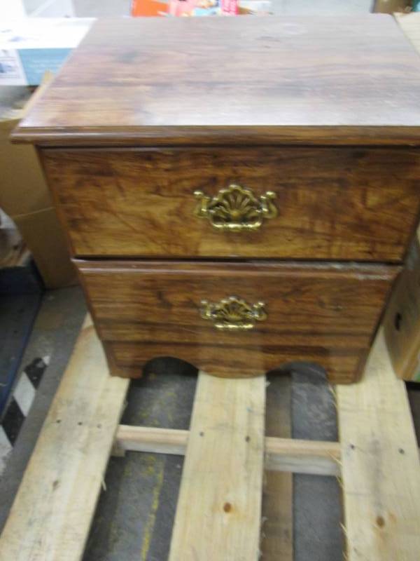 lot 274 image: 2 Drawer End TableNight Stand...