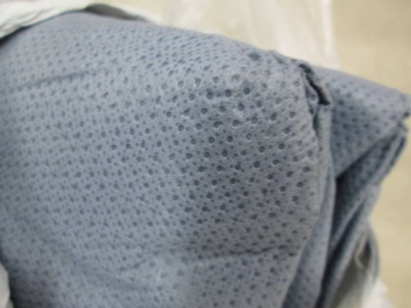 lot 77 image: 86x14 inch Hot Tub Cover...