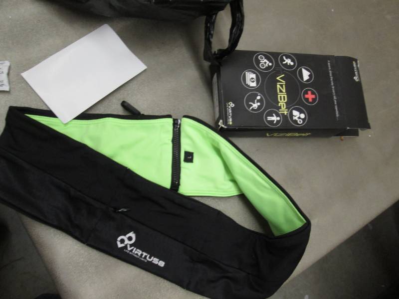 lot 116 image: 3 Vizibelt Light Weight Running Bel...