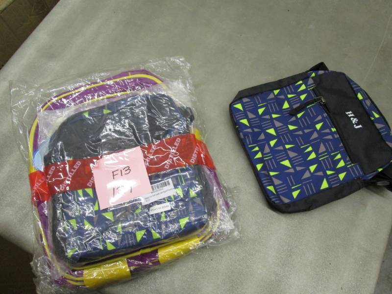 lot 129 image: 2 Toddler Shoulder Bags, Back Pack...