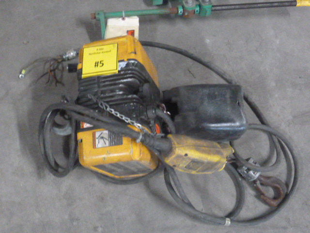 Ingersoll Rand Chain Hoist