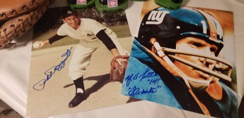 lot 119 image: Collection of Sports Memoribilia (Mostly Twins)