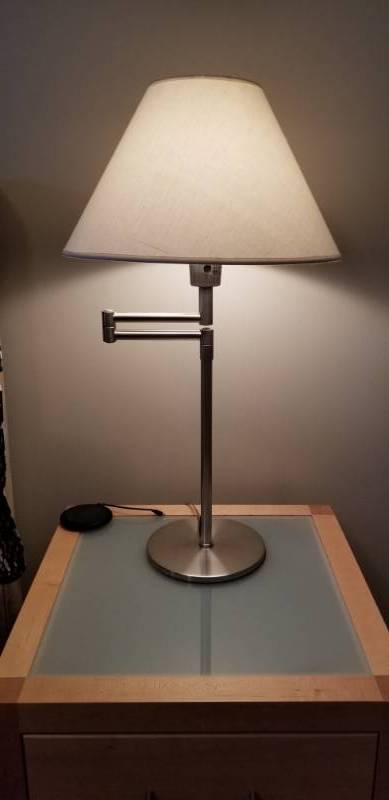lot 120 image: Contemporary Silver Table Lamp