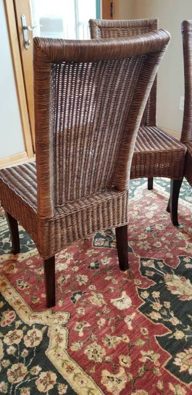 lot 40 image: Wonderful Set of High-Back Wicker Chairs