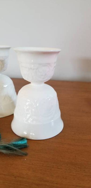 lot 122 image: Belleek Cream and Sugar with Wedgwood Egg Cups