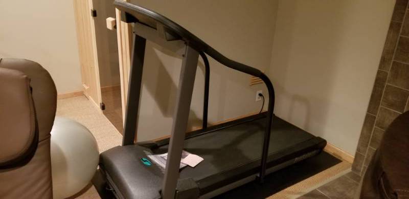 PaceMaster ProSelect Treadmill Bloomington Executive Moving Sale K BID