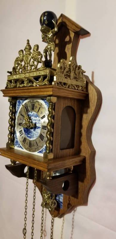 lot 58 image: Dutch Atlas Wall Clock