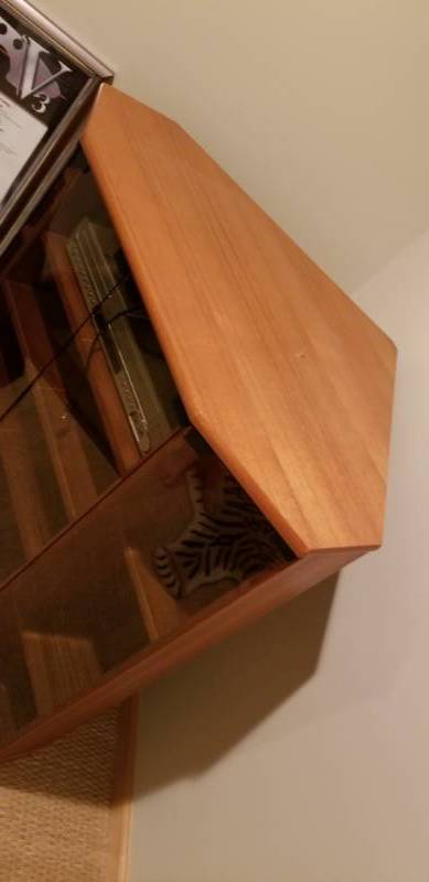 lot 93 image: Great Corner Entertainment Cabinet