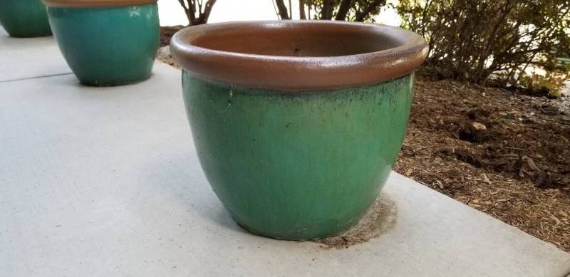 lot 102 image: Drip Glaze Ceramic Planters, Set of 4