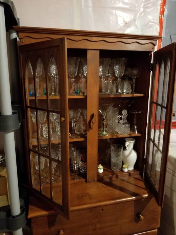 lot 31 image: Vintage Display Cabinet Secretary