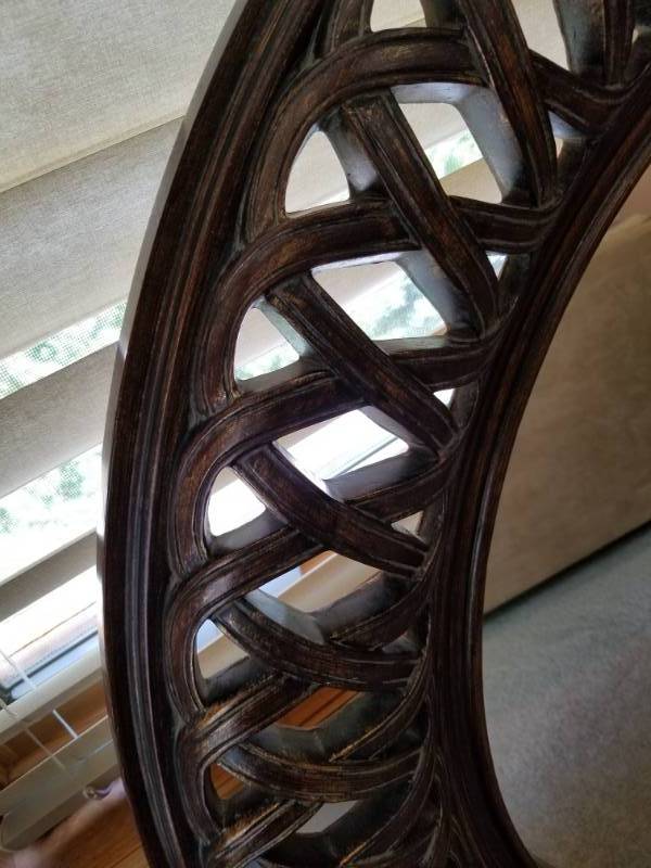 lot 98 image: Decorative Mirror